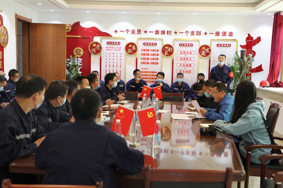 英吉沙县委组织部薛文斌一行莅临指导党建工作